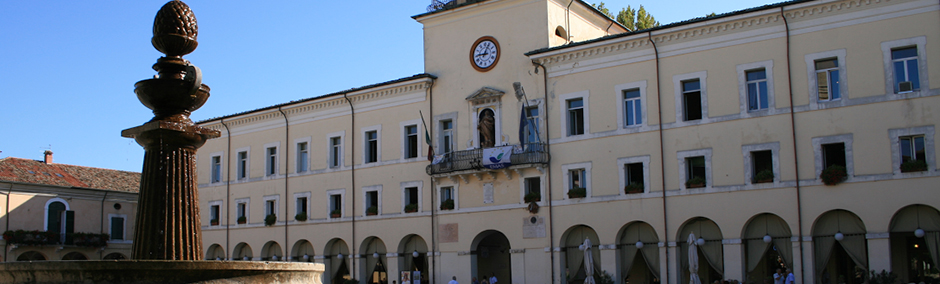 Dal 27 ottobre i cittadini dell'Emilia Romagna possono richiedere l'accesso al contributo regionale per l'affitto. I residenti nel Comune di Cervia e nei Comuni dell'Unione Valli Savena Idice lo fanno online con il PC, lo smartphone o il tablet.